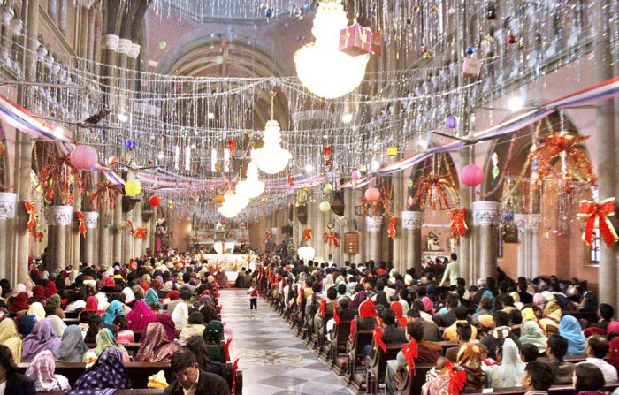 A Christmas service in the Sacred Heart Cathedral in Lahore, Pakistan.
